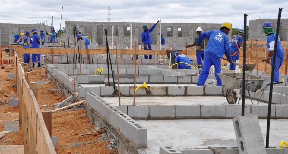 Contratação no setor de construção civil pode voltar em 2018