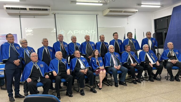 Nova diretoria da Academia Piauiense de Engenharia toma posse na UFPI