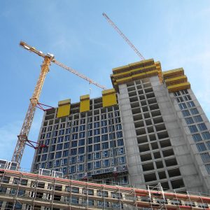 Quase metade das obras fiscalizadas no Piauí tem indícios de irregularidade, aponta CREA-PI